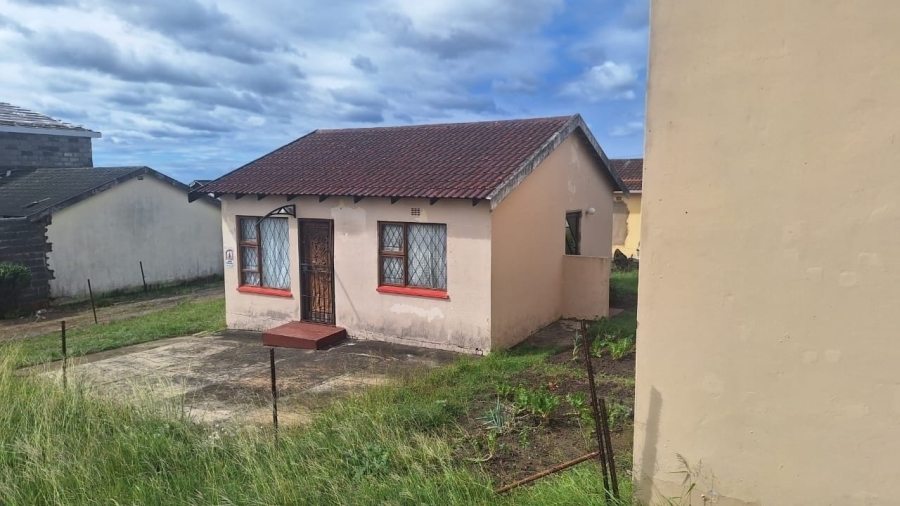 2 Bedroom Property for Sale in Amalinda Eastern Cape